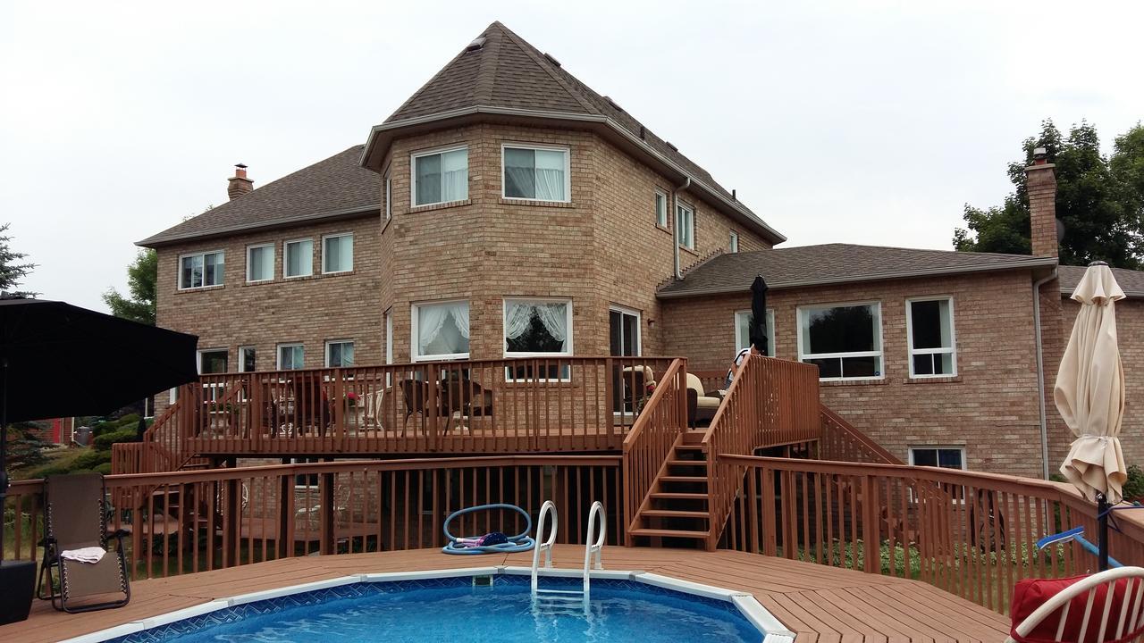 Molly'S Retreat B And B Orangeville Exterior foto